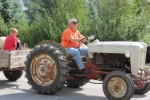 tractor2.jpg